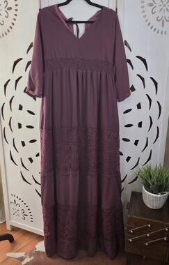 Everyday Chic Boutique Purple Cottage Core Maxi Dress with Lace Size L